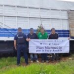 Recuperan camiones cargados de aguacate tras despliegue vial en Michoacán